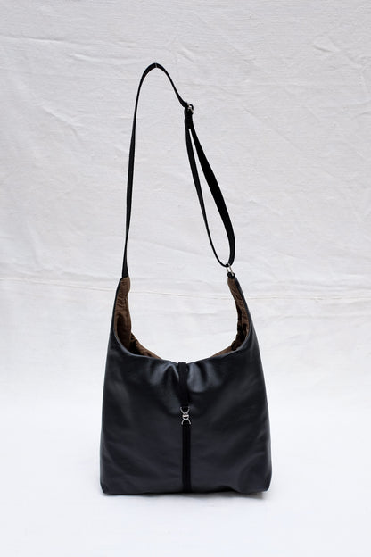 Cuir noir grainé