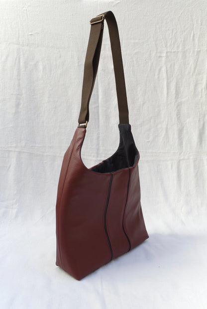 Cuir de cerf bordeaux