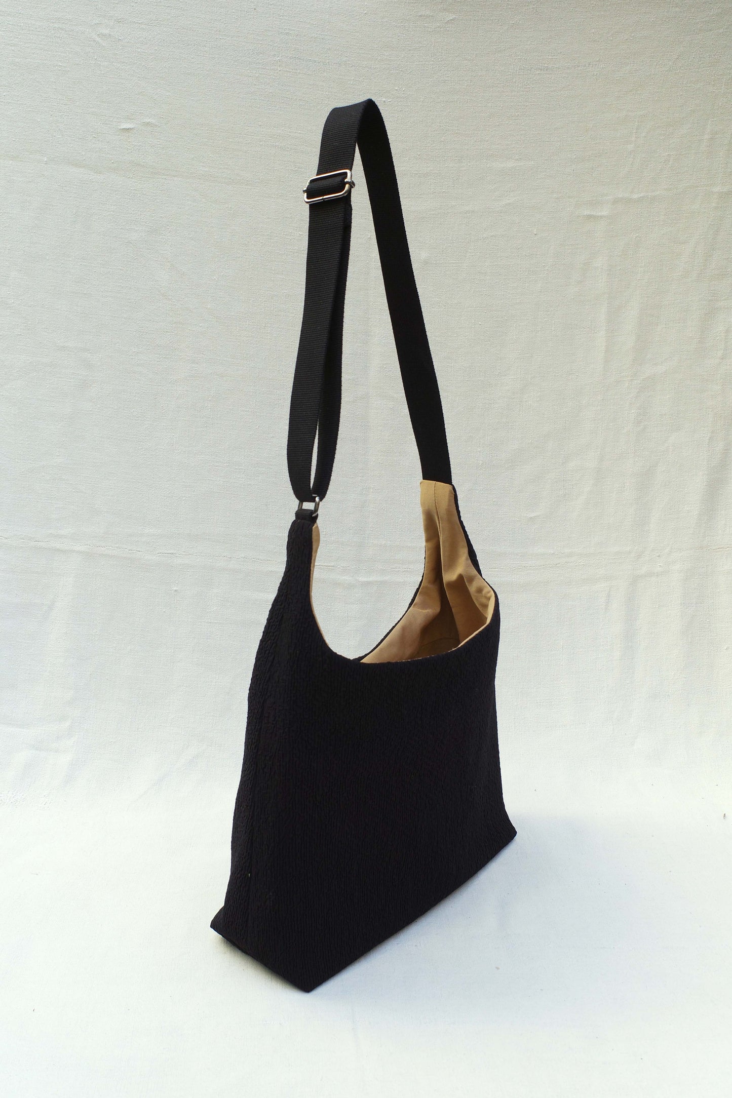 Sac noir cloqué