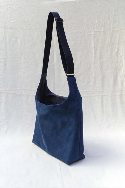 Cuir retourné bleu
