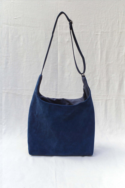 Cuir retourné bleu